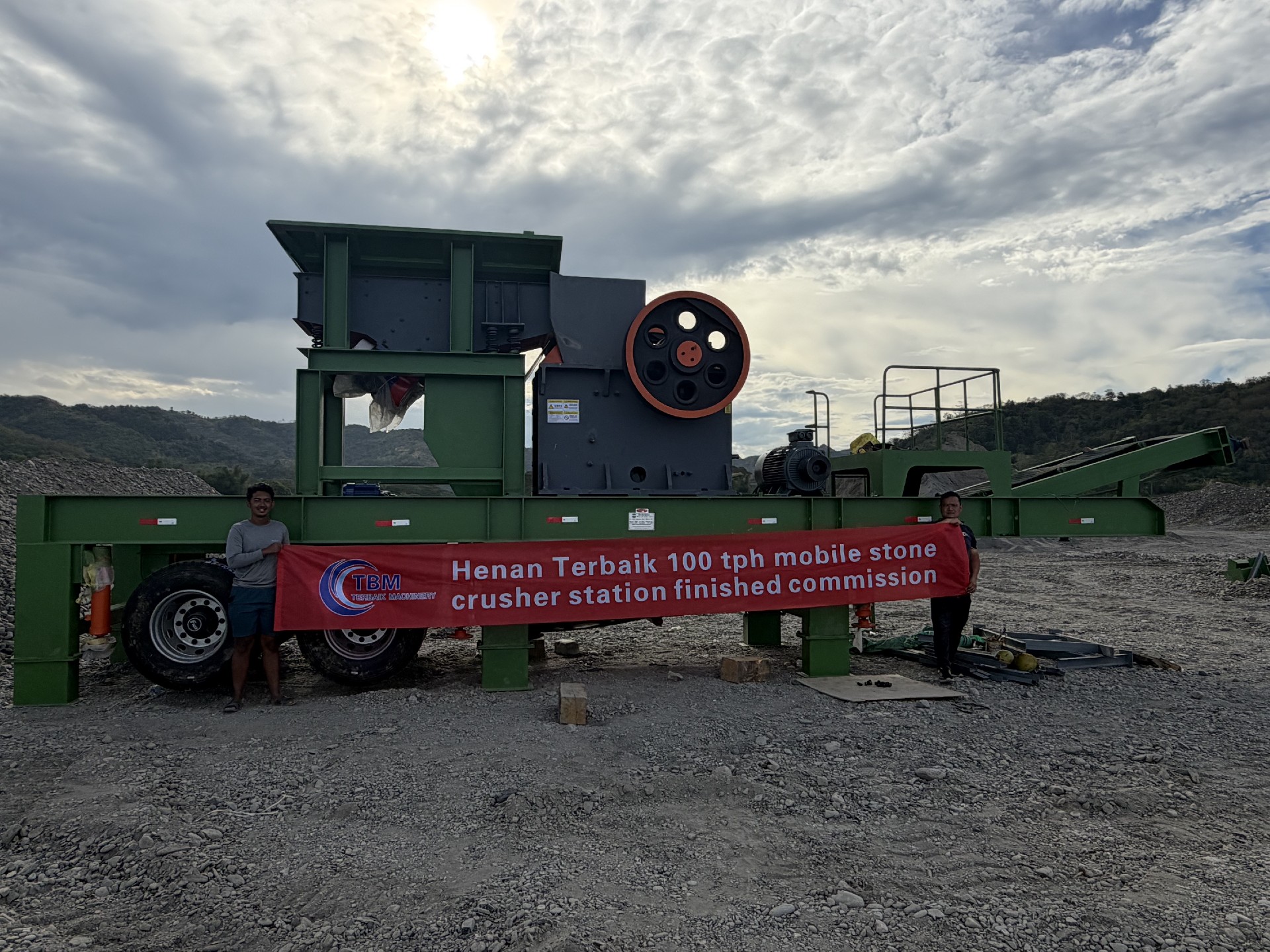 China High-quality Mobile Cone Crusher Plant with Best Price(图1) China High-quality Mobile Cone Crusher Plant with Best Price(图1)